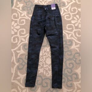 NWT Danskin leggings ladies size XS